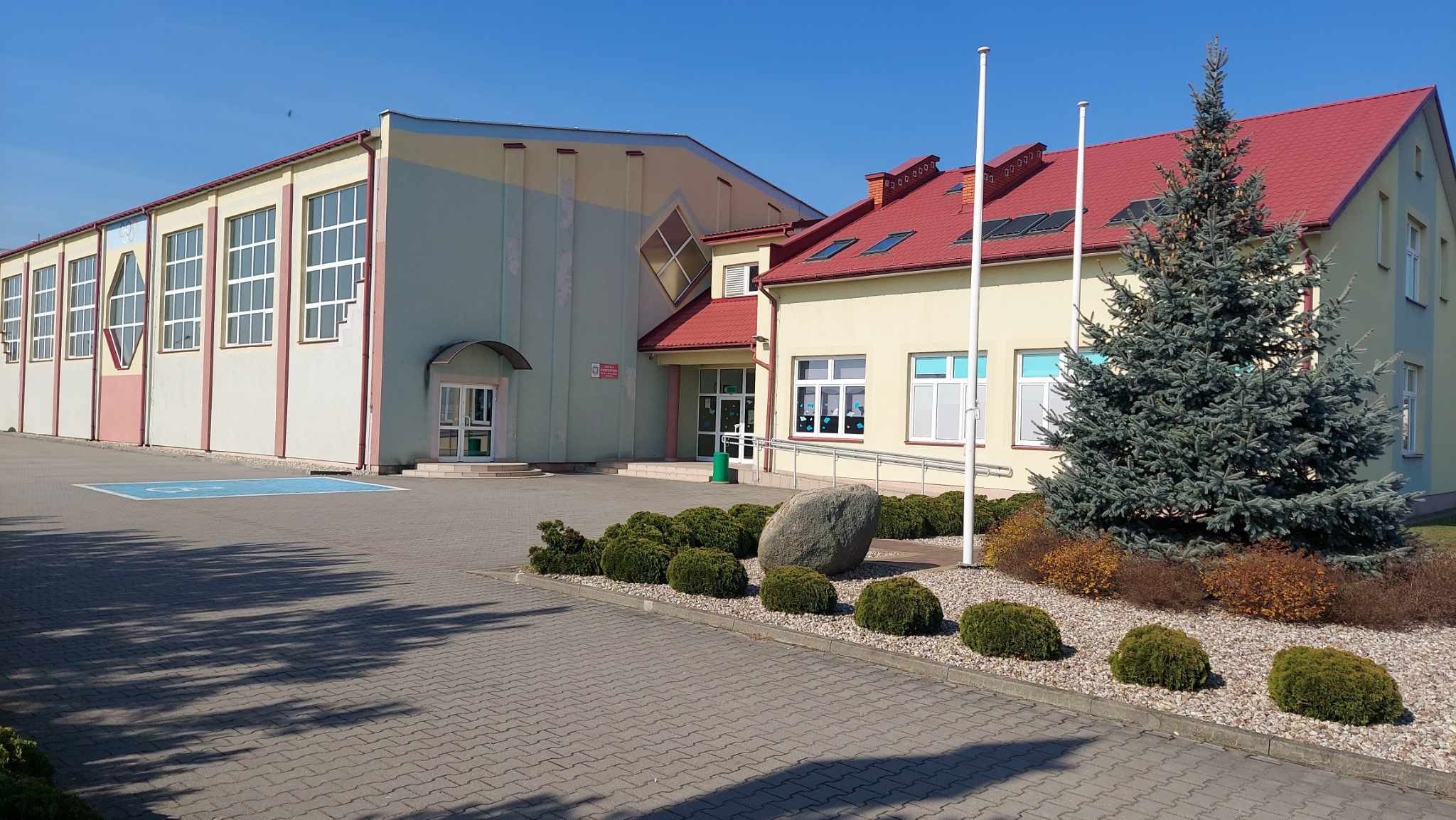 Gminna Biblioteka... - Gminna Biblioteka Publiczna w Rzekuniu