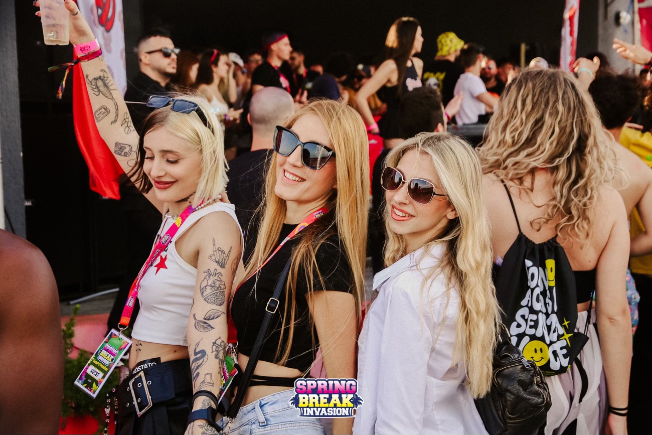 Spring Break Invasion | Umag