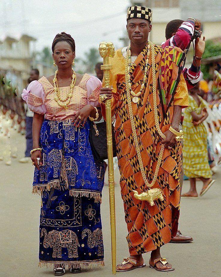 ivory coast dress code The traditional attire worn by Senufo people from Côte d'Ivoire 🇨🇮 elegant side slit maxi dress