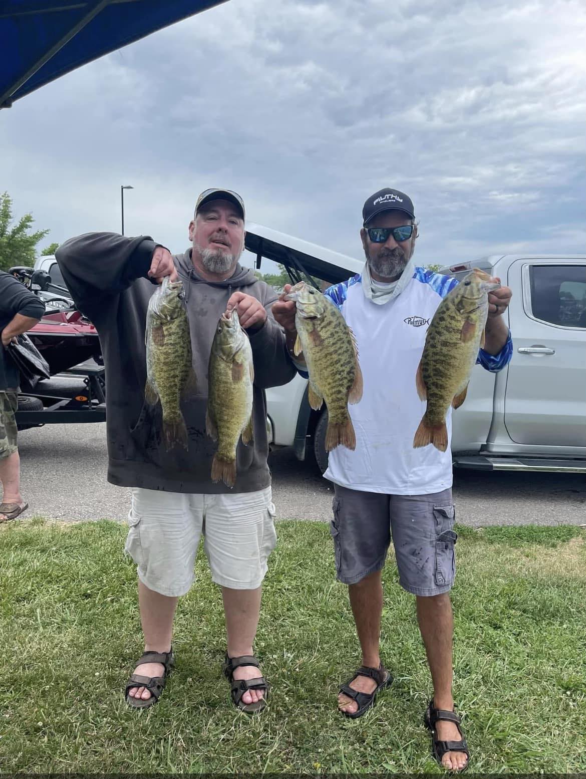 Robert L Combs (@robert.l.combs.2025) • Facebook, Connect with friends