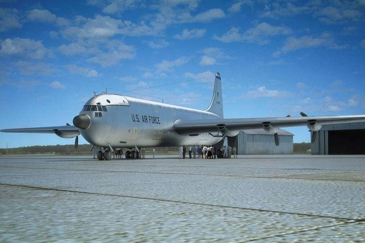 USAF heavy aircraft models in 1/144 scale