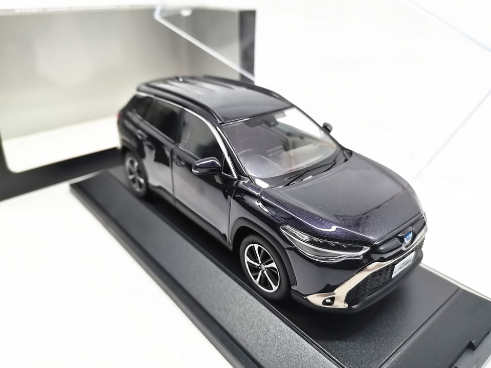 1/30 Toyota Corolla CROSS alloy car model #preorder