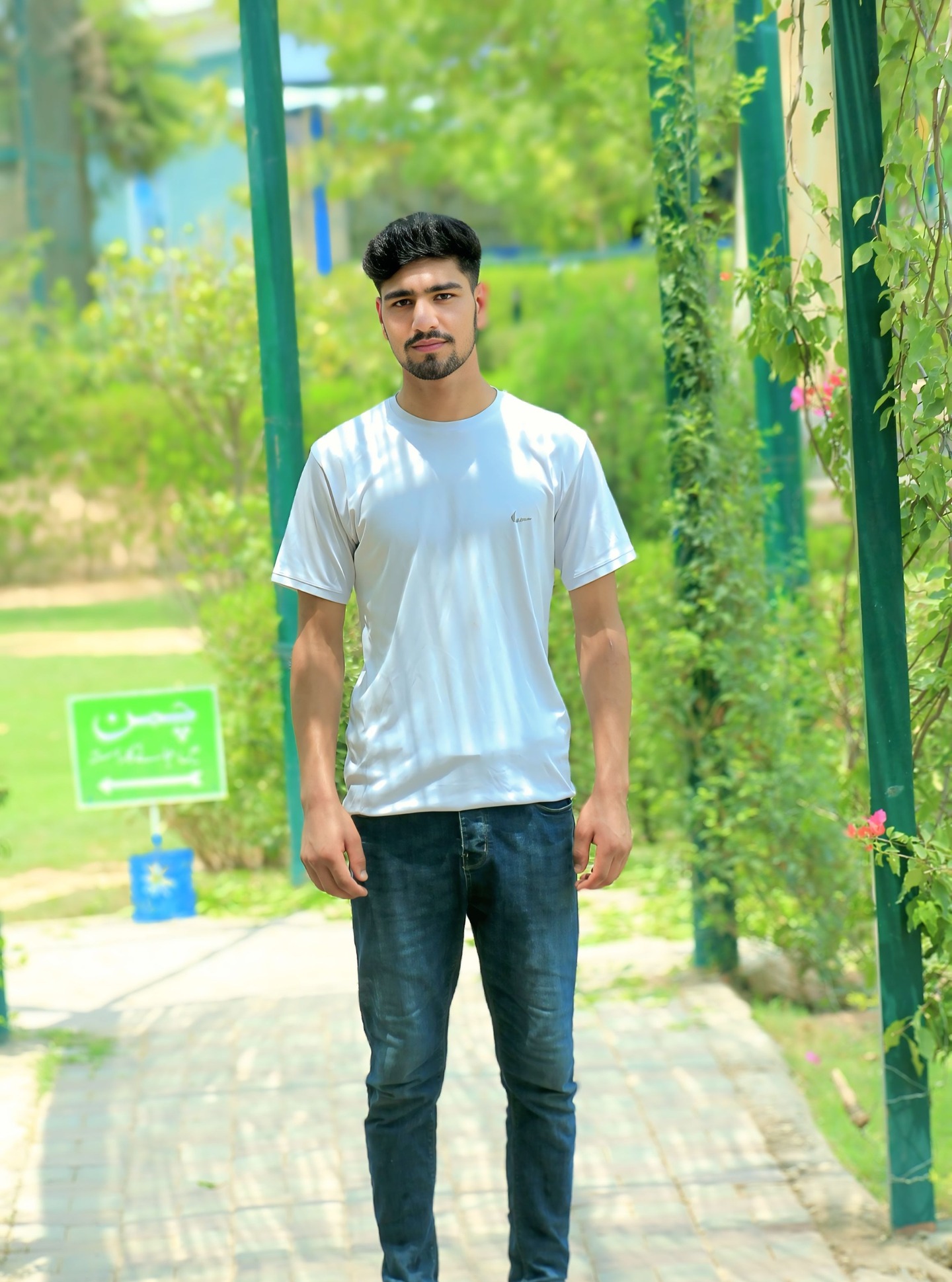 Rumi Inayat