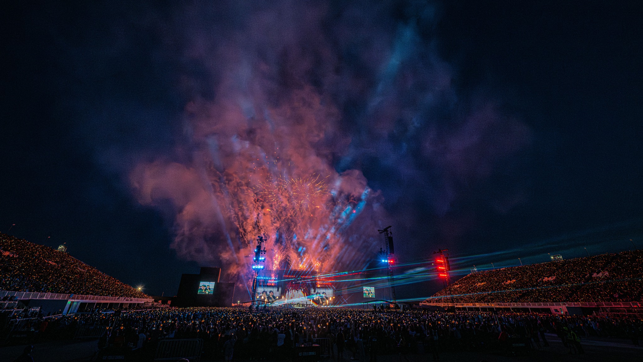 Stray Kids <dominATE> Rogers Stadium 🎆 #StrayKids #dominate