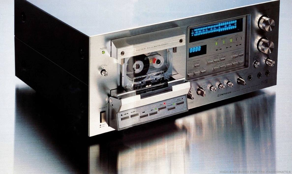 Pioneer CT-700 (1979) Stereo Cassette Deck