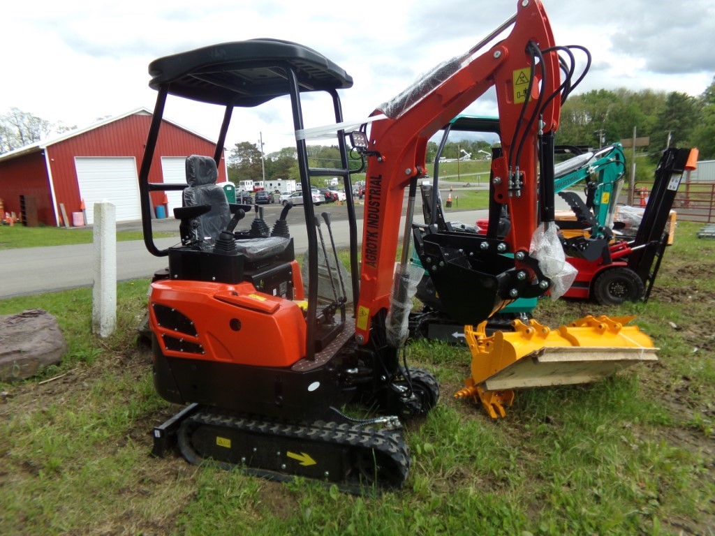 Mel - Construction Equipment, Farm Tractors & New Equipment, Heavy ...