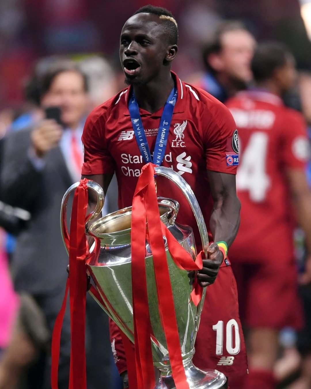 Offside - 💥¡¡LE DICE ADIÓS AL LIVERPOOL!!💥🤝🏼 Sadio Mané... | Facebook