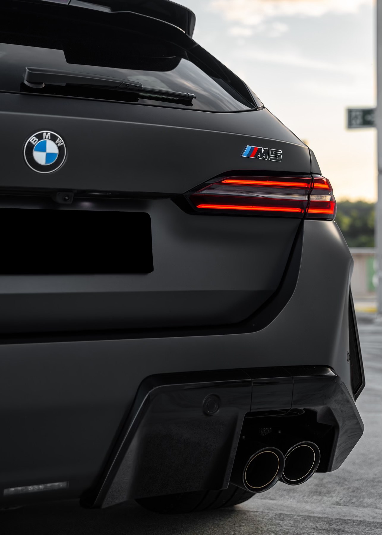 Z-Performance Wheels - Musti's SPACESHIP BMW M5 F10 on FlowForged | ZP2 ...