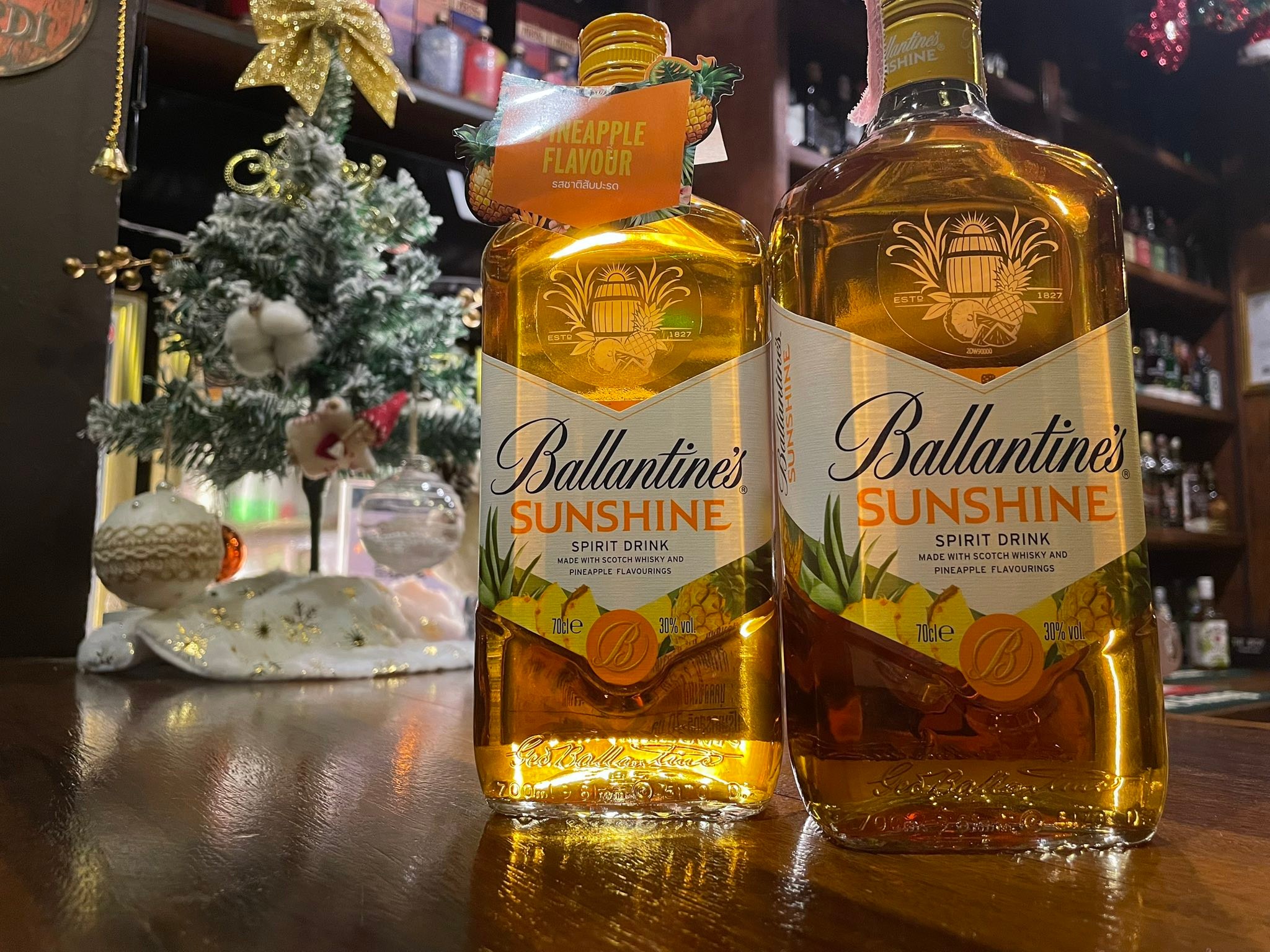 Ballantine's Sunshine 🥃….🍍 Ballantine's Scotch Whisky 🥃 With
