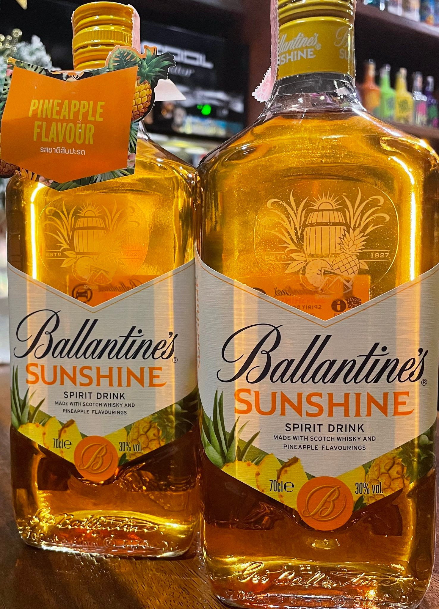 Ballantine's Sunshine 🥃….🍍 Ballantine's Scotch Whisky 🥃 With