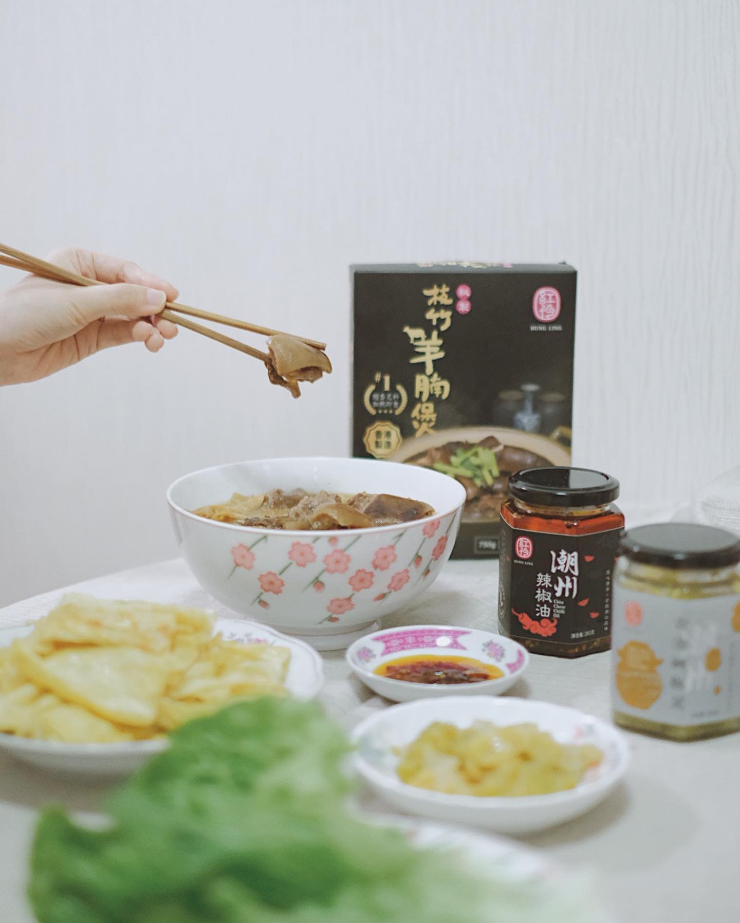 咁凍嘅天氣最啱食羊腩煲😋 老字號香港經典打冷 紅伶飯店... - Good Food Good Life