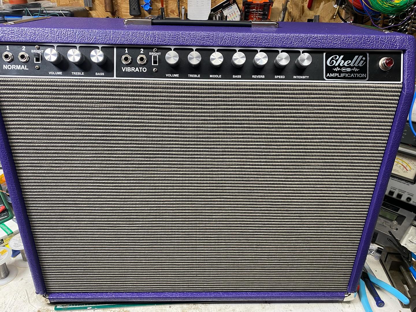 Chelli Amplification