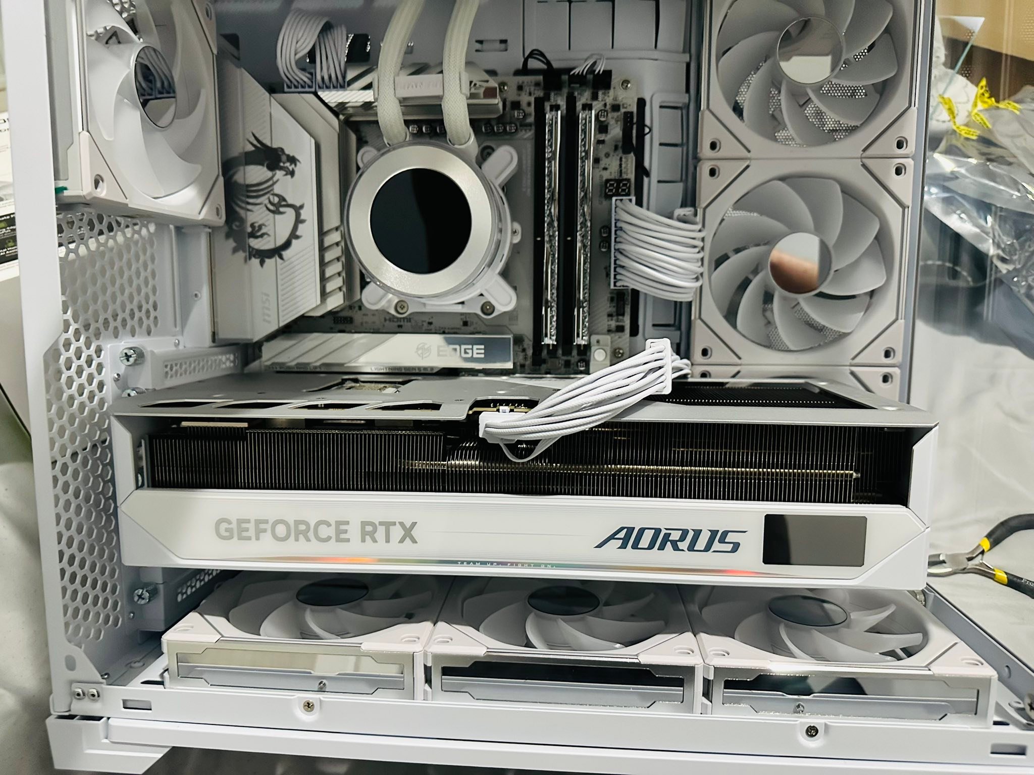 Aorus master rtx 5080 performance review