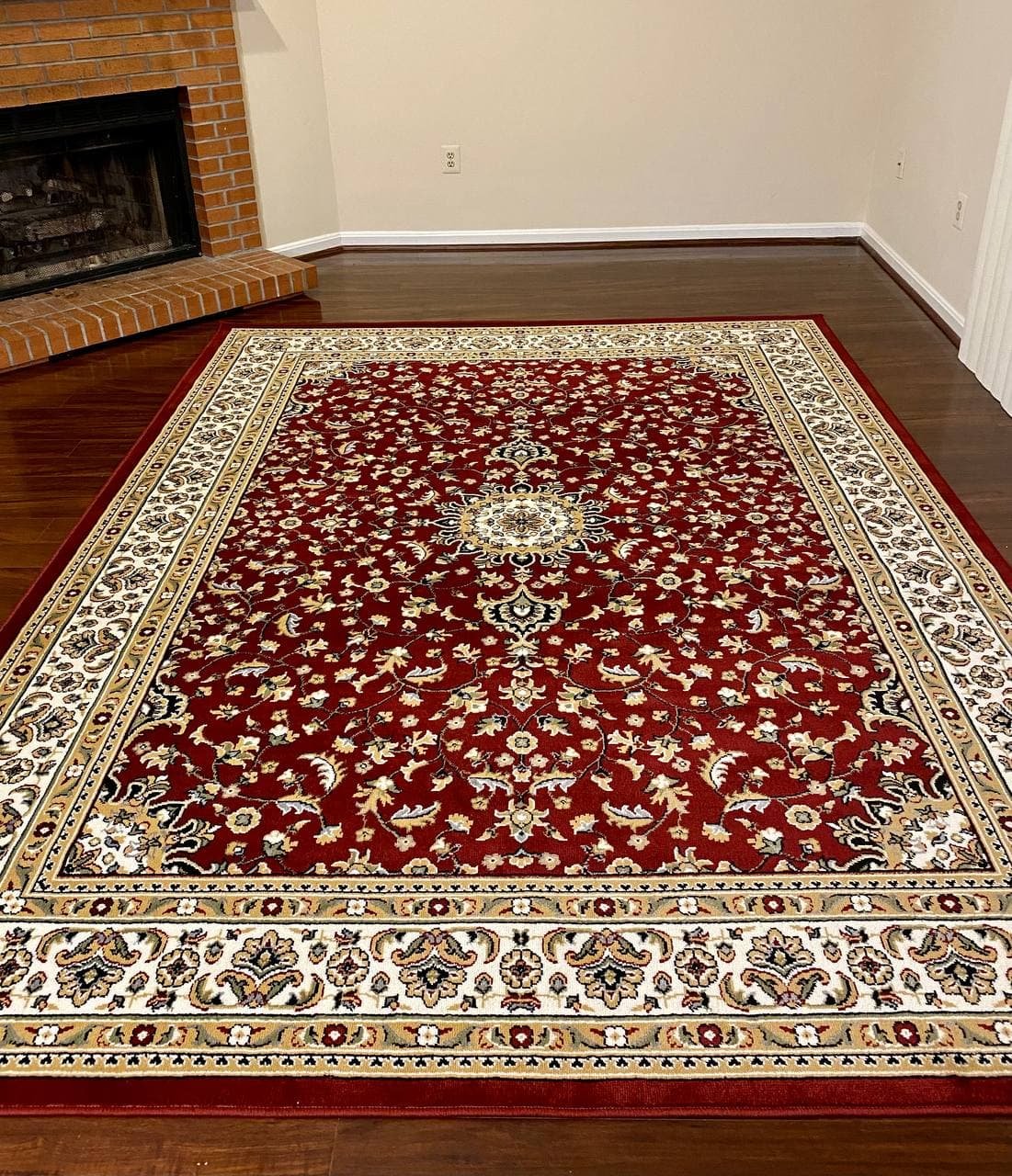 traditional-persian-design-beautiful-center-medallion-burgundy-5x8-8x11