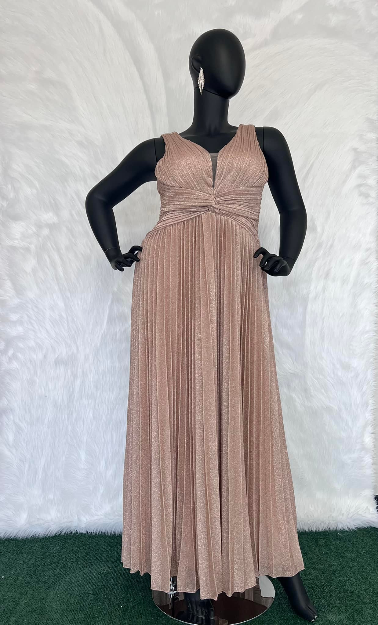formal dresses springdale ar L&L Boutique 5A7 SPRING 3 2026
