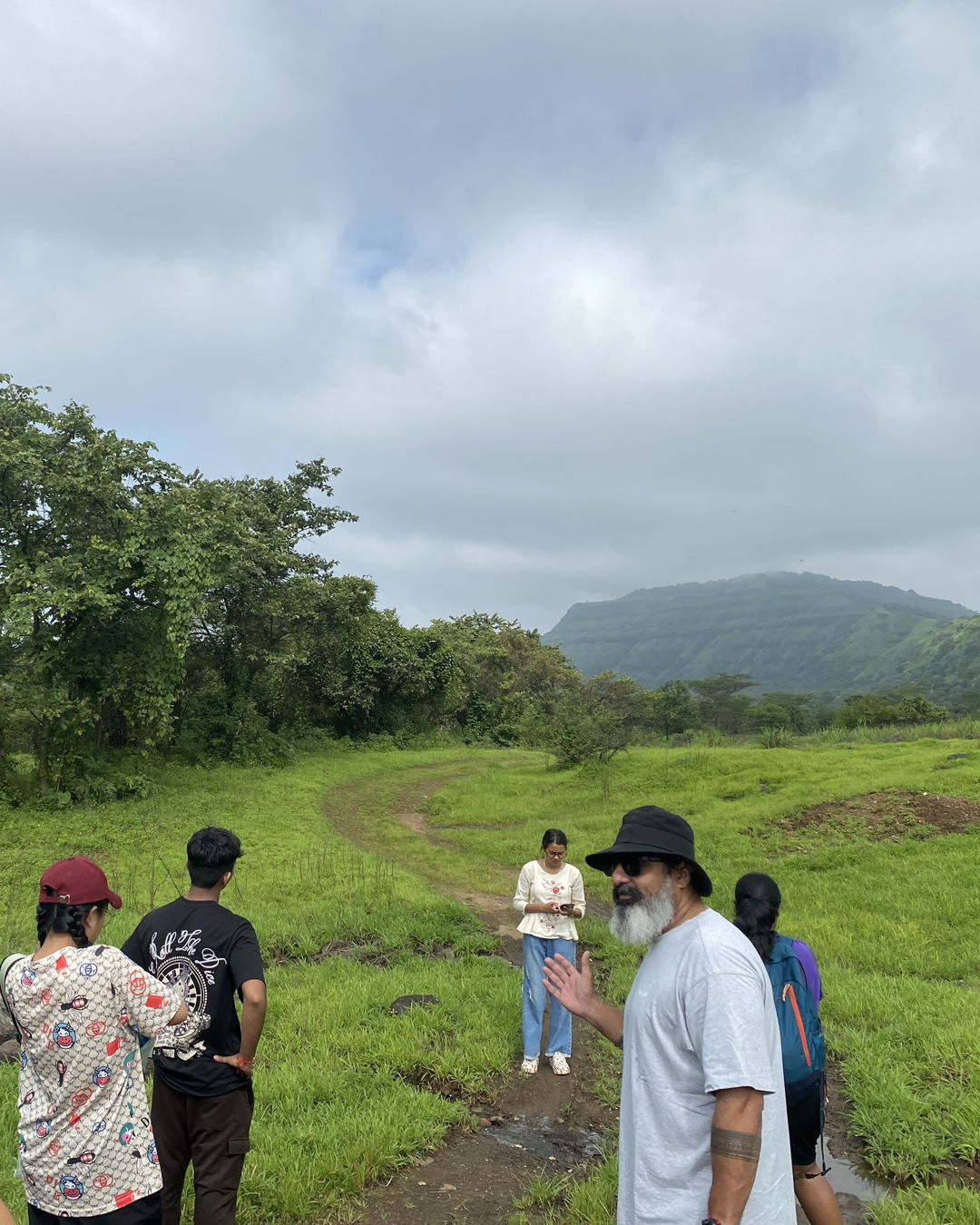 UWC - Our English Immersion Programme students enjoyed a peaceful walk ...
