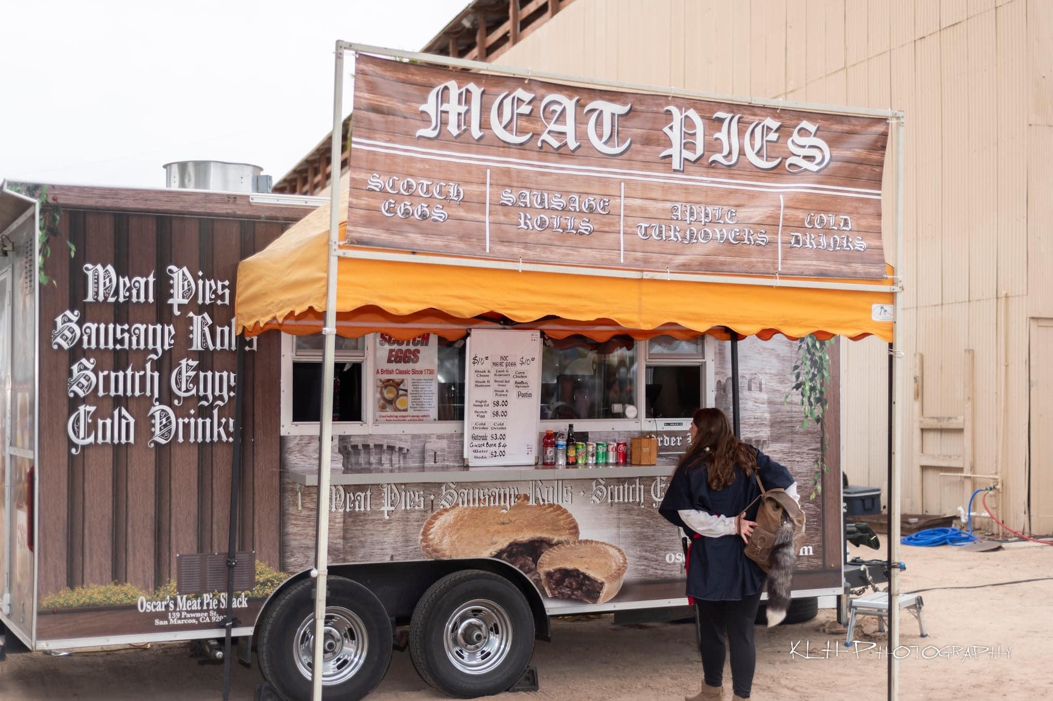 🍗 Feast like royalty! 🍺 The... - Two Rivers Renaissance Faire | Facebook