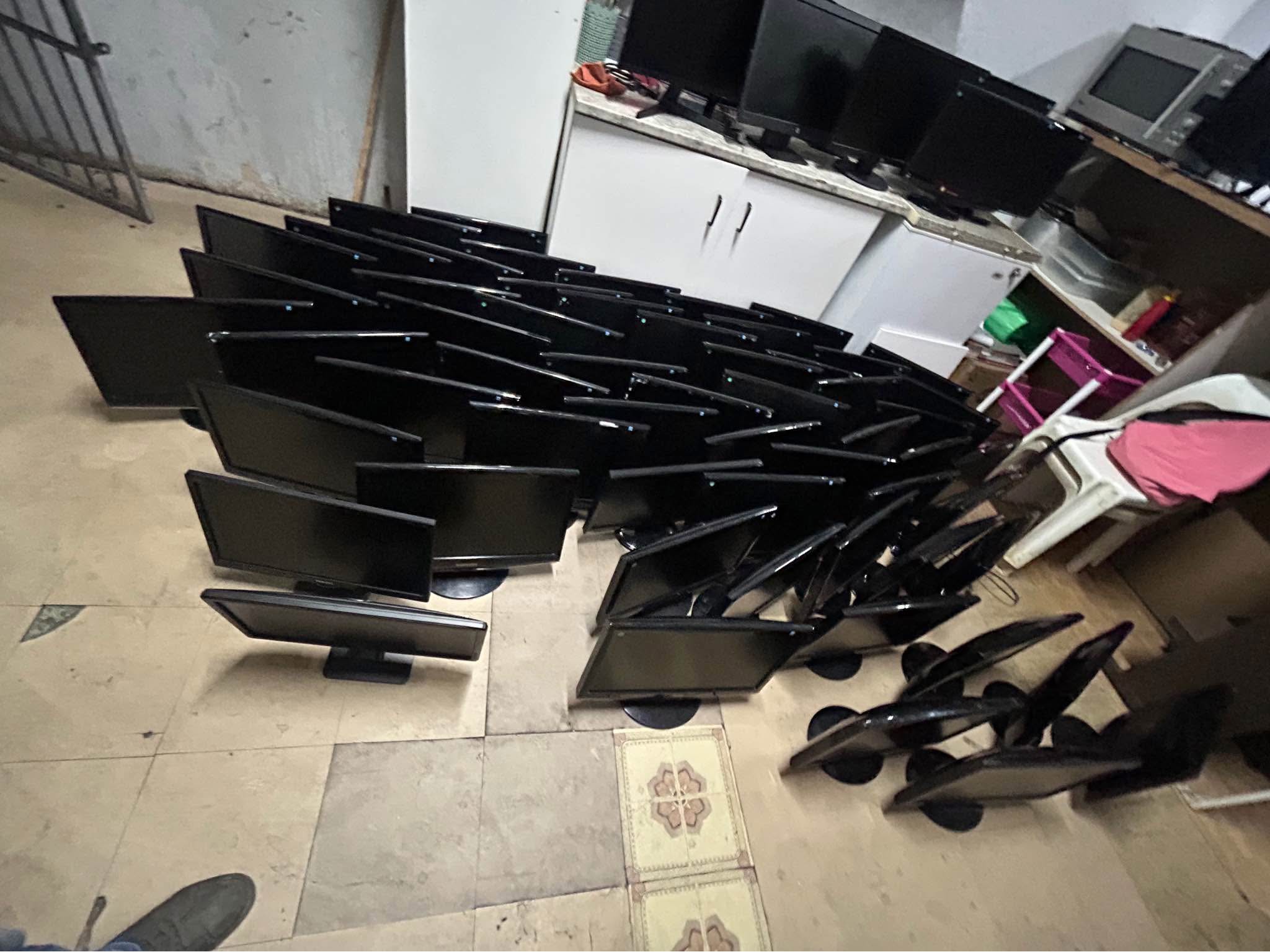 19,20 inch Samsung Screen All working R250.00 - Monitors - Krugersdorp ...