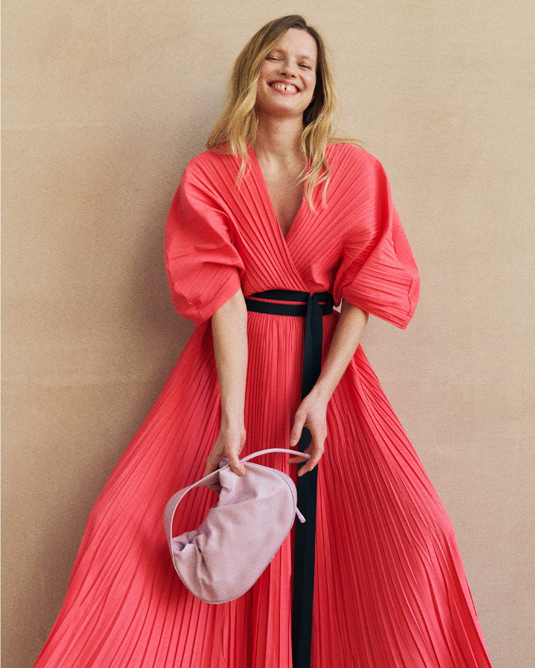 the outnet dresses A dress that's not neutral = all smiles here https://the-outnet .visitlink.me/PgtUBp Christa Knit Cotton Maxi GL-10.15.25 Wedding dress Pants Size:42 L