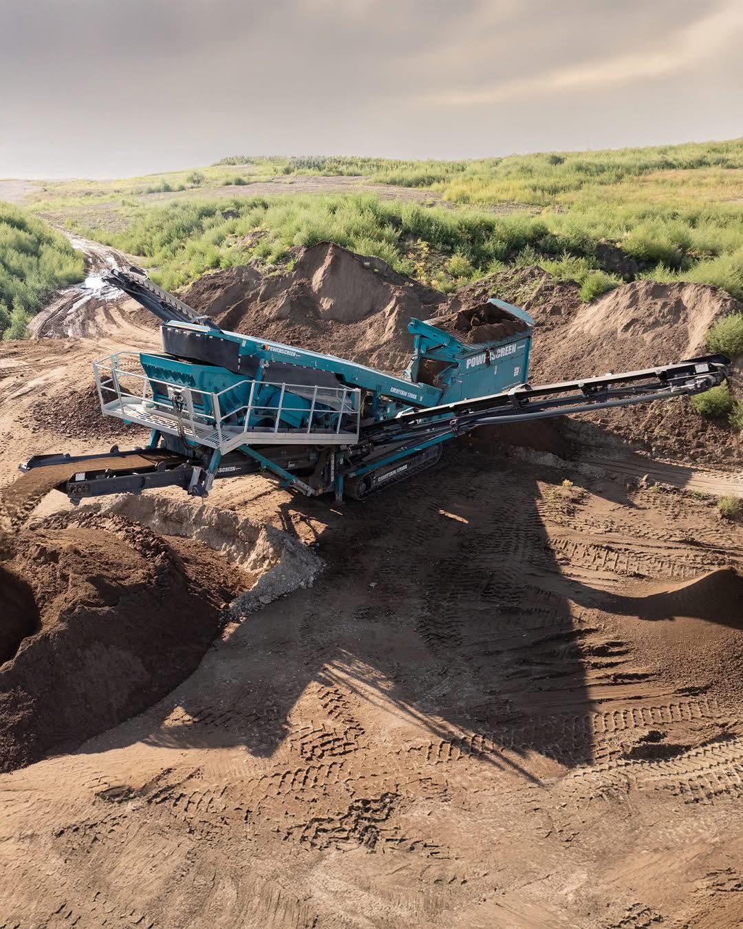 Powerscreen - The Powerscreen Chieftain 1700X is fully equipped with ...