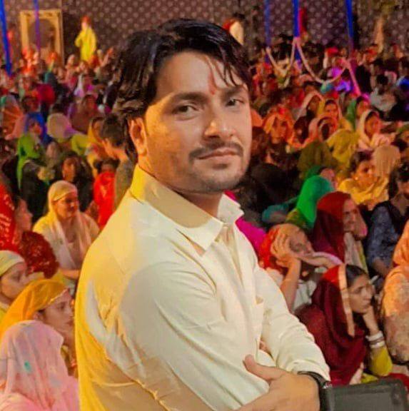 Singer pawan Sharma