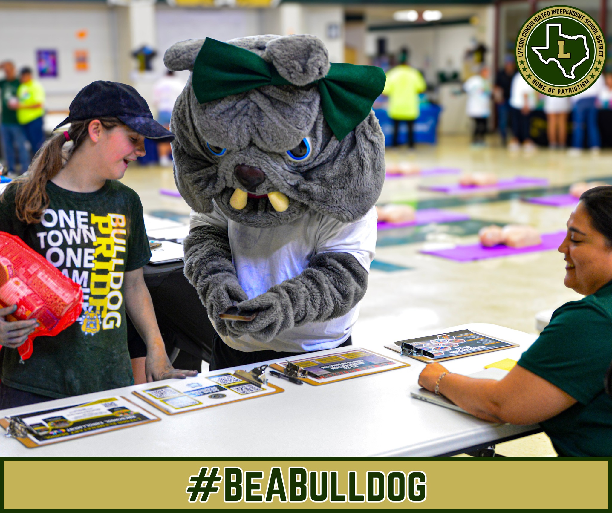 Lyford - 📚🐾 Even our Bullpup mascot, Spikette, is getting ready for the ...