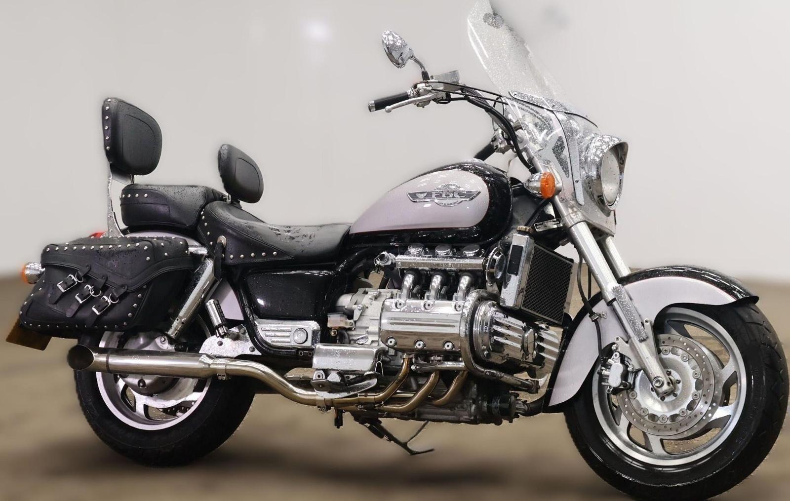 90's - Looking for a rare gem? Snag a genuine 1992 Kawasaki ZXR750