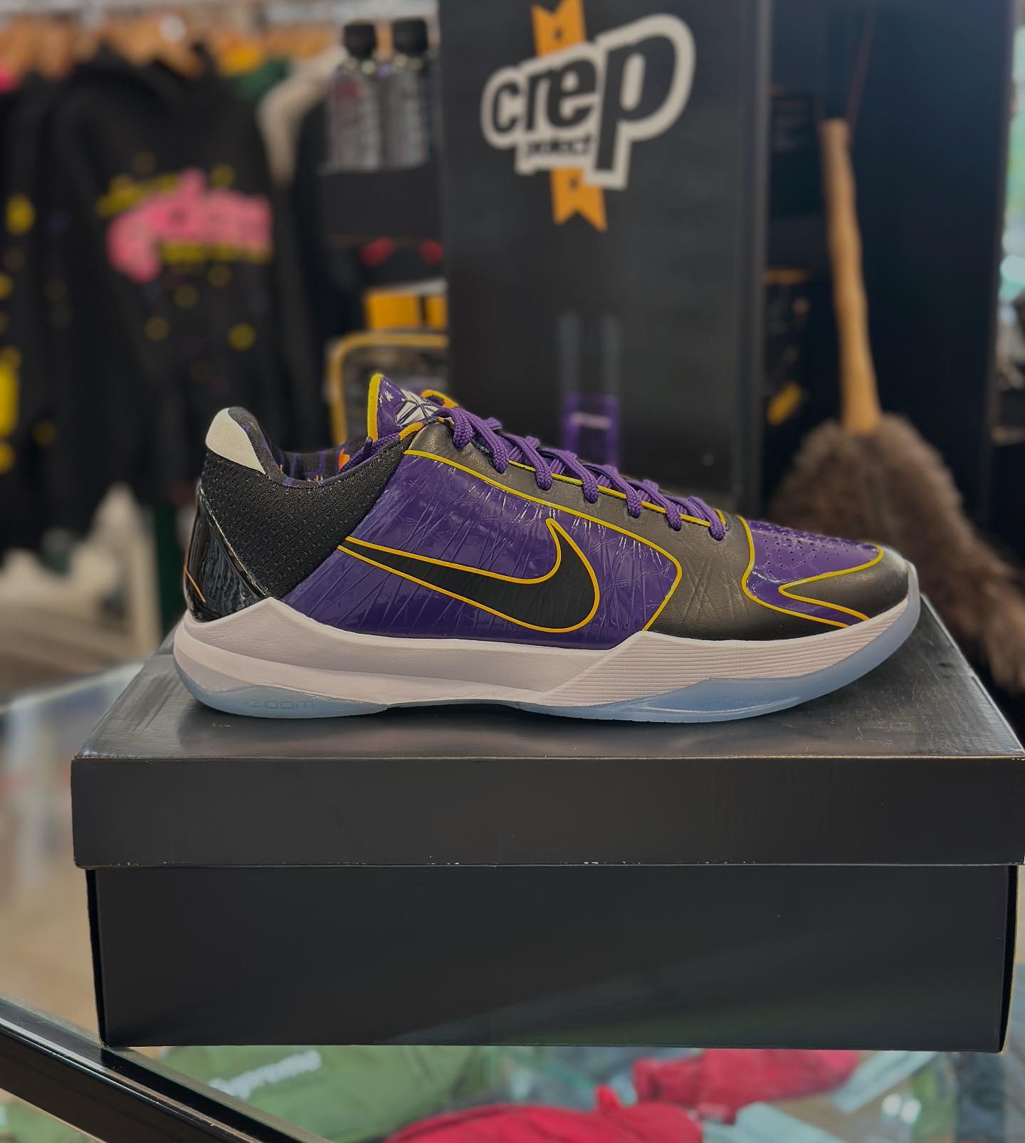 Undisputed - Nike Kobe 5 Protro Lakers 5x Champ restock in store 