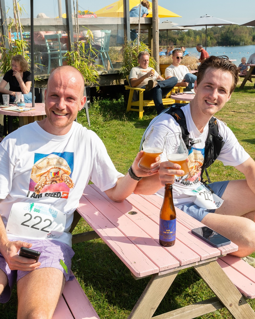 Raamvallei - Proost op het weekend! Wie drinkt er in september weer ...