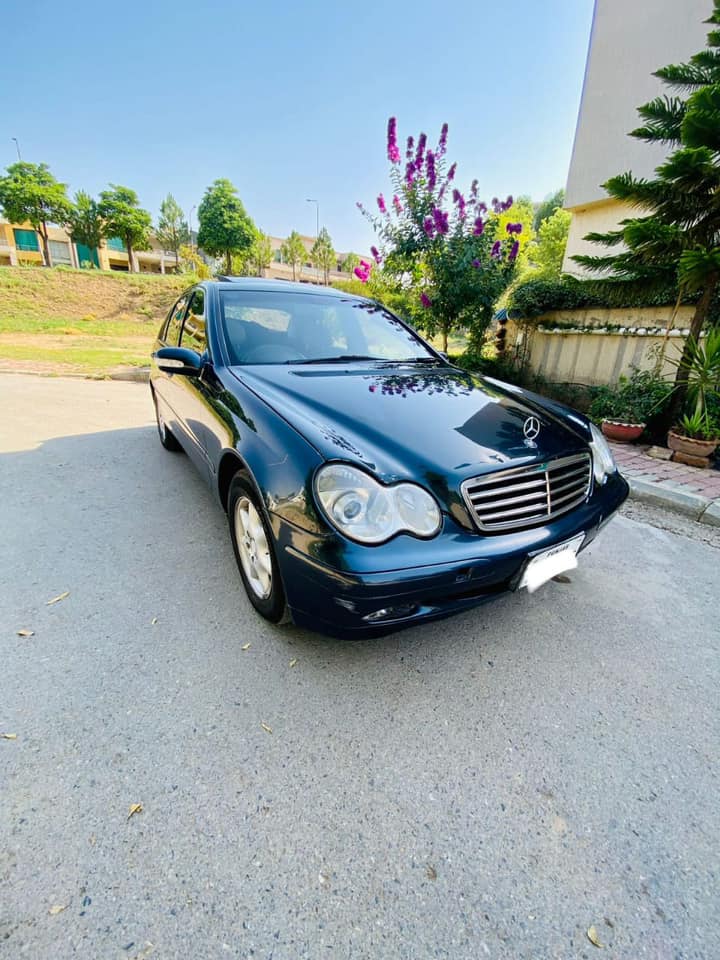 Waheed Motors | Islamabad