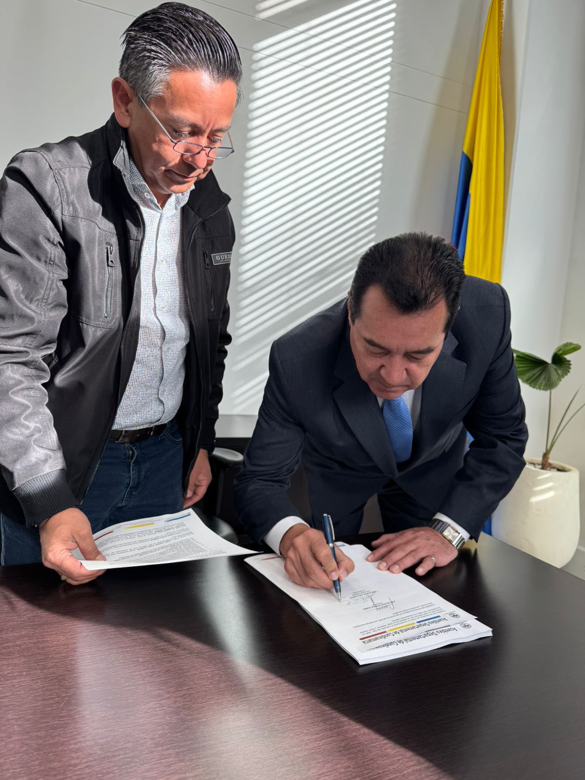 Diputado JOSE RUEDA... - Diputado JOSE RUEDA Avellaneda