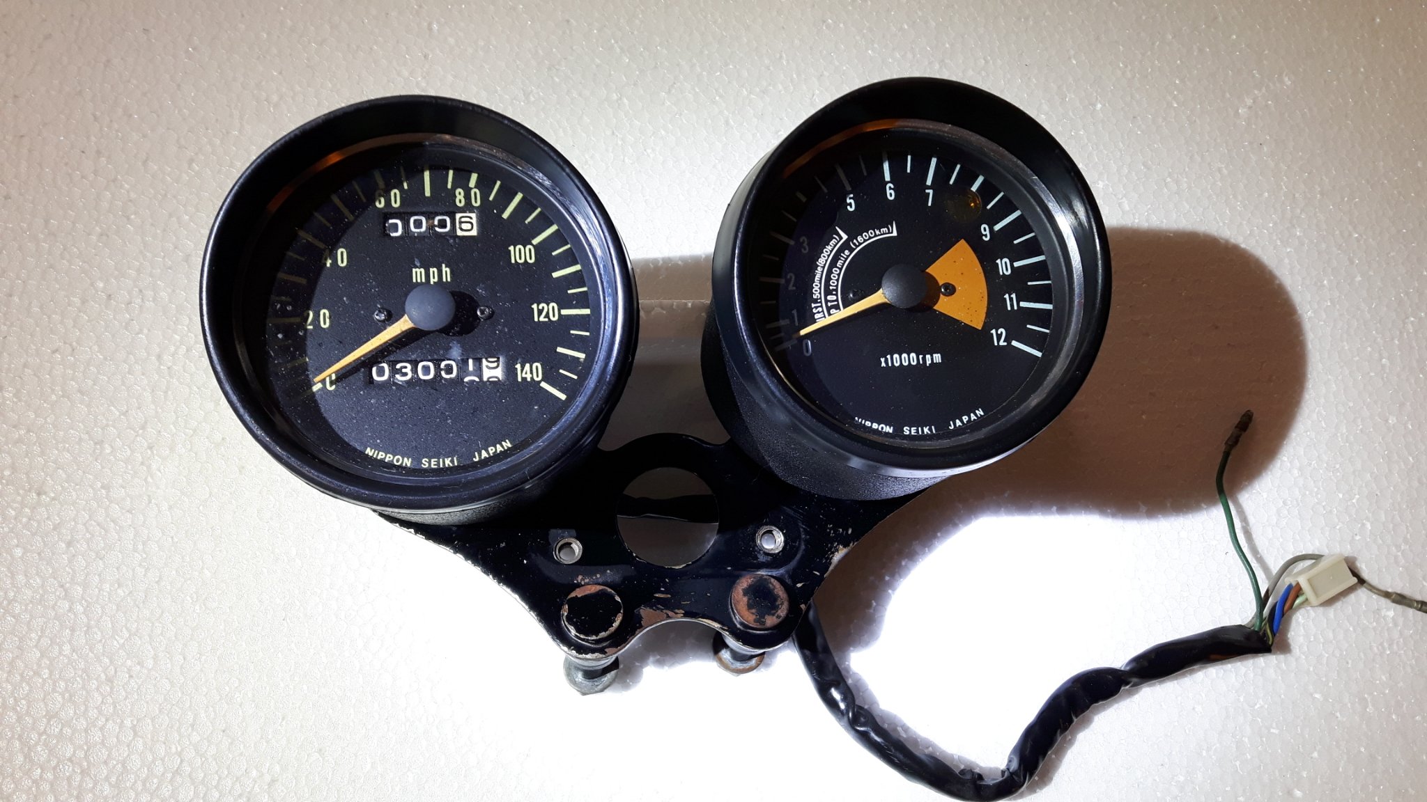 プレート Offering this early 1972 Kawasaki H2 750 low mileage Speedometer