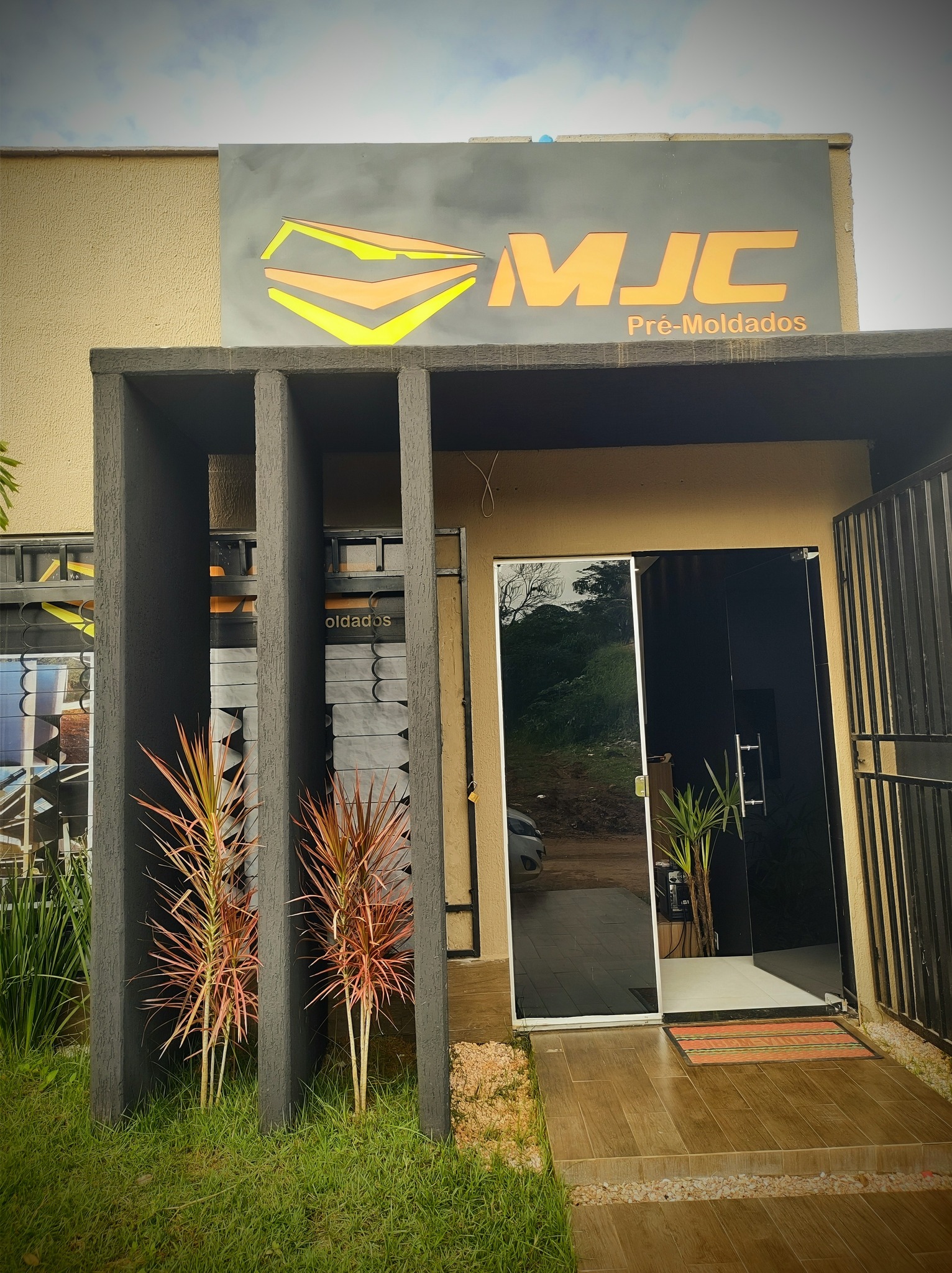 Mjc Pré-Moldados