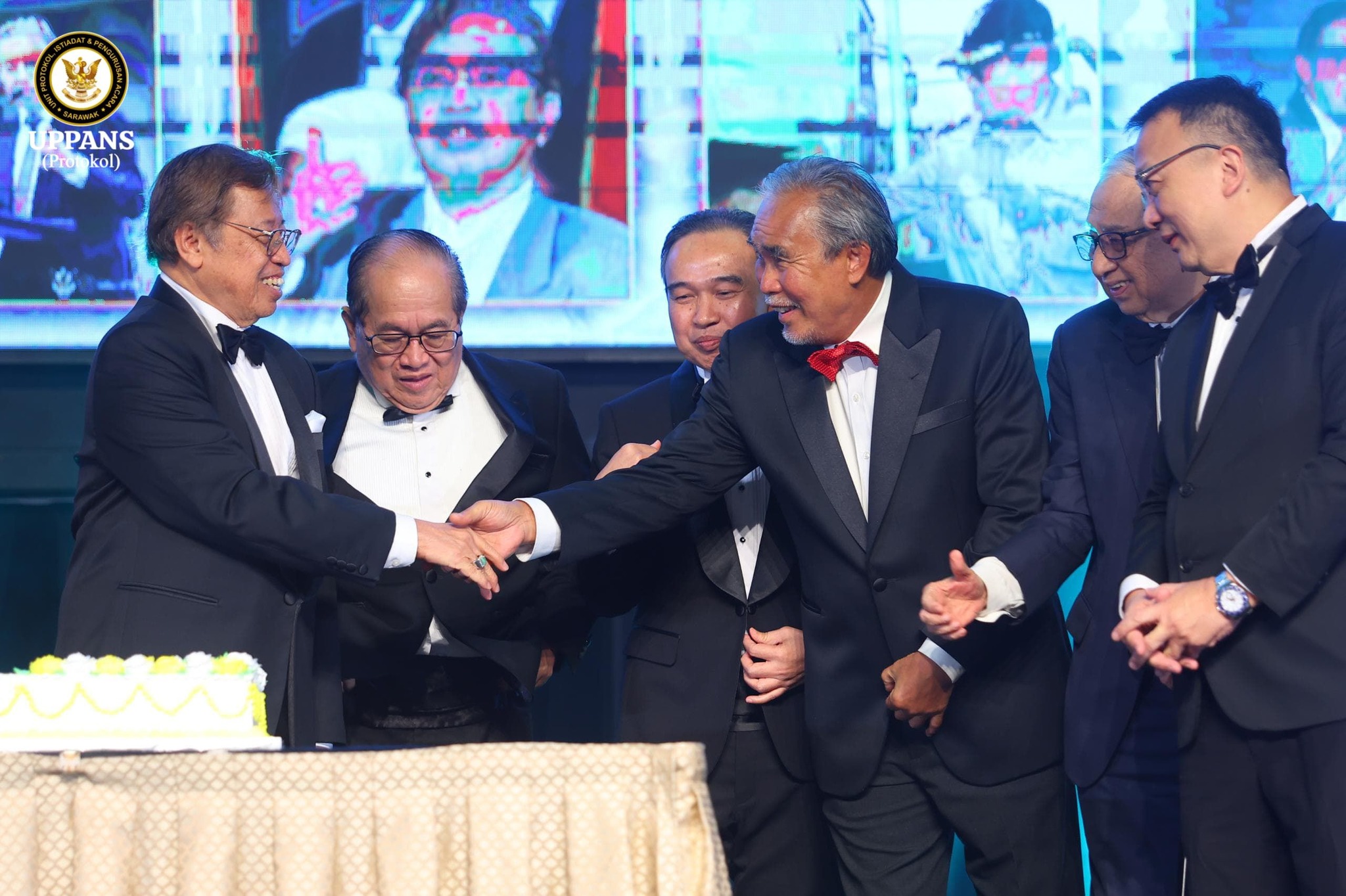 Menghadiri dan turut menyampaikan... - Len Talif Salleh | Facebook
