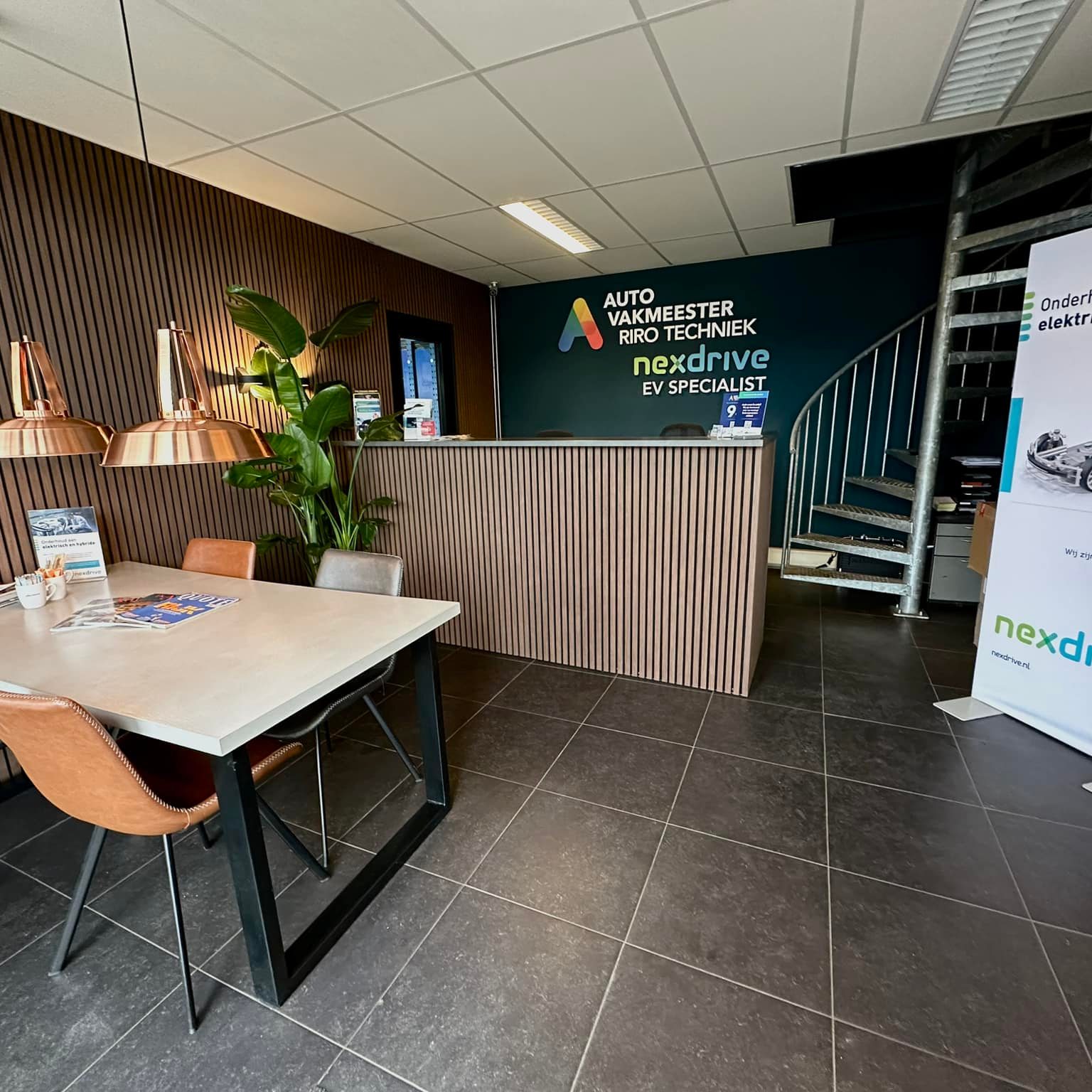 Autovakmeester Riro... - Autovakmeester Riro Techniek