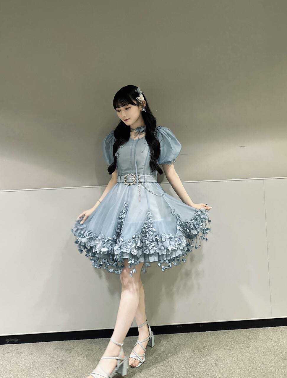 ブログ更新 #川﨑桜】 水色と蝶々🦋💭 川﨑桜 dlvr.it/TCH3qV