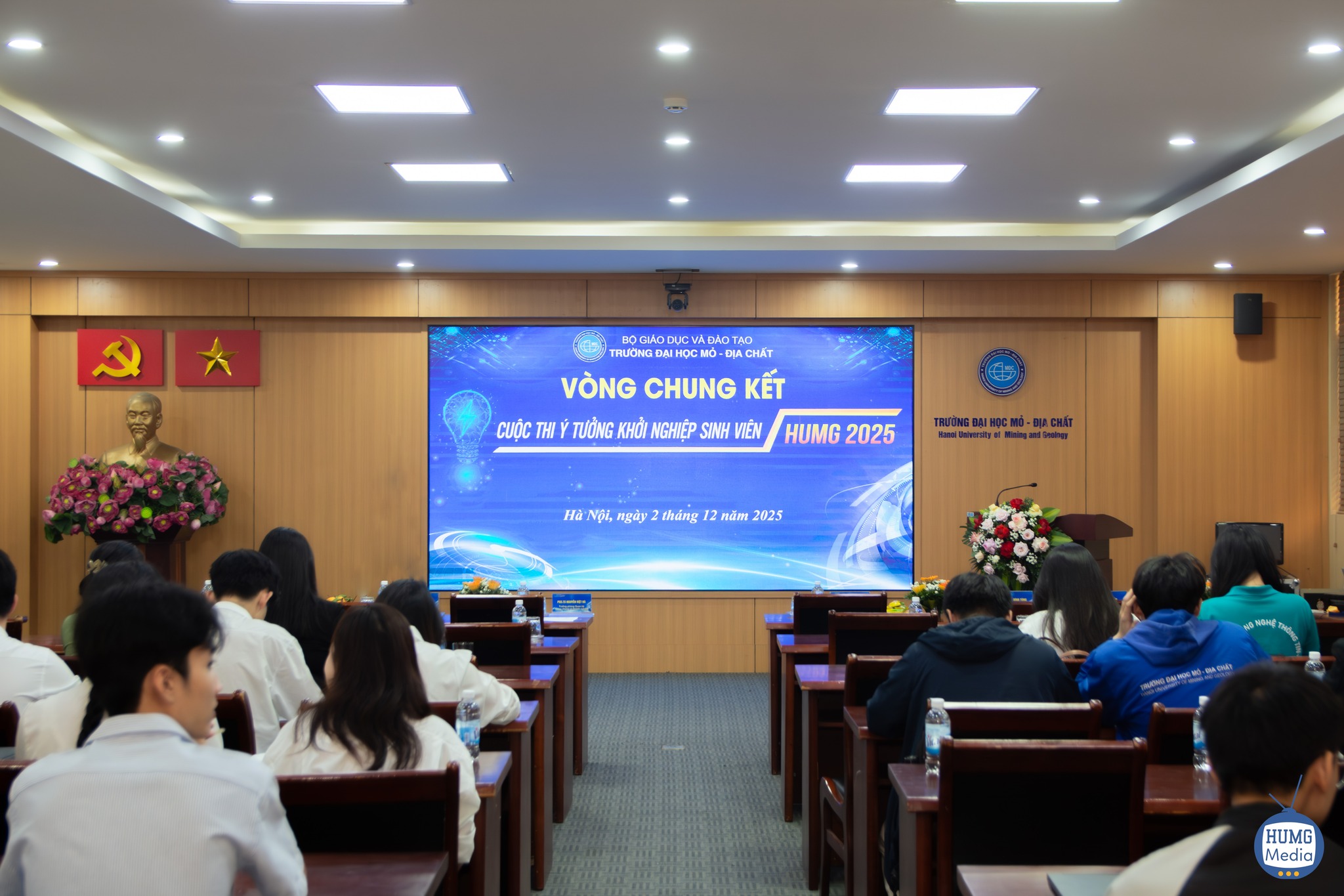 Hoàng Kim Thái Uyên