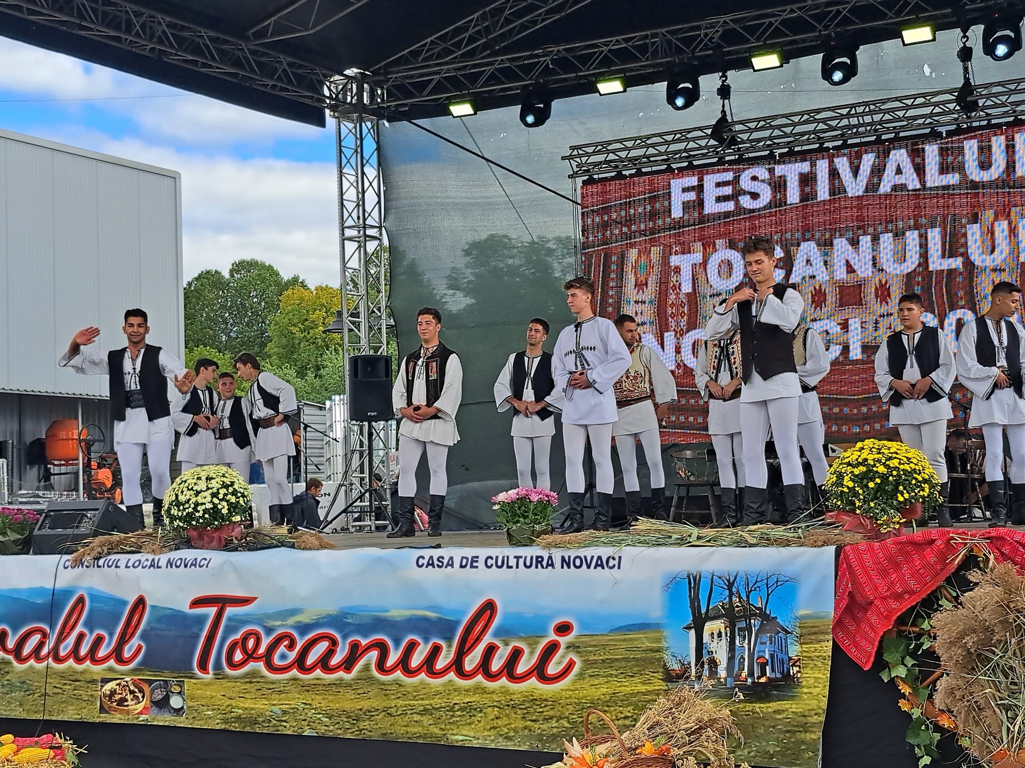 Primăria Orașului Novaci added... - Primăria Orașului Novaci
