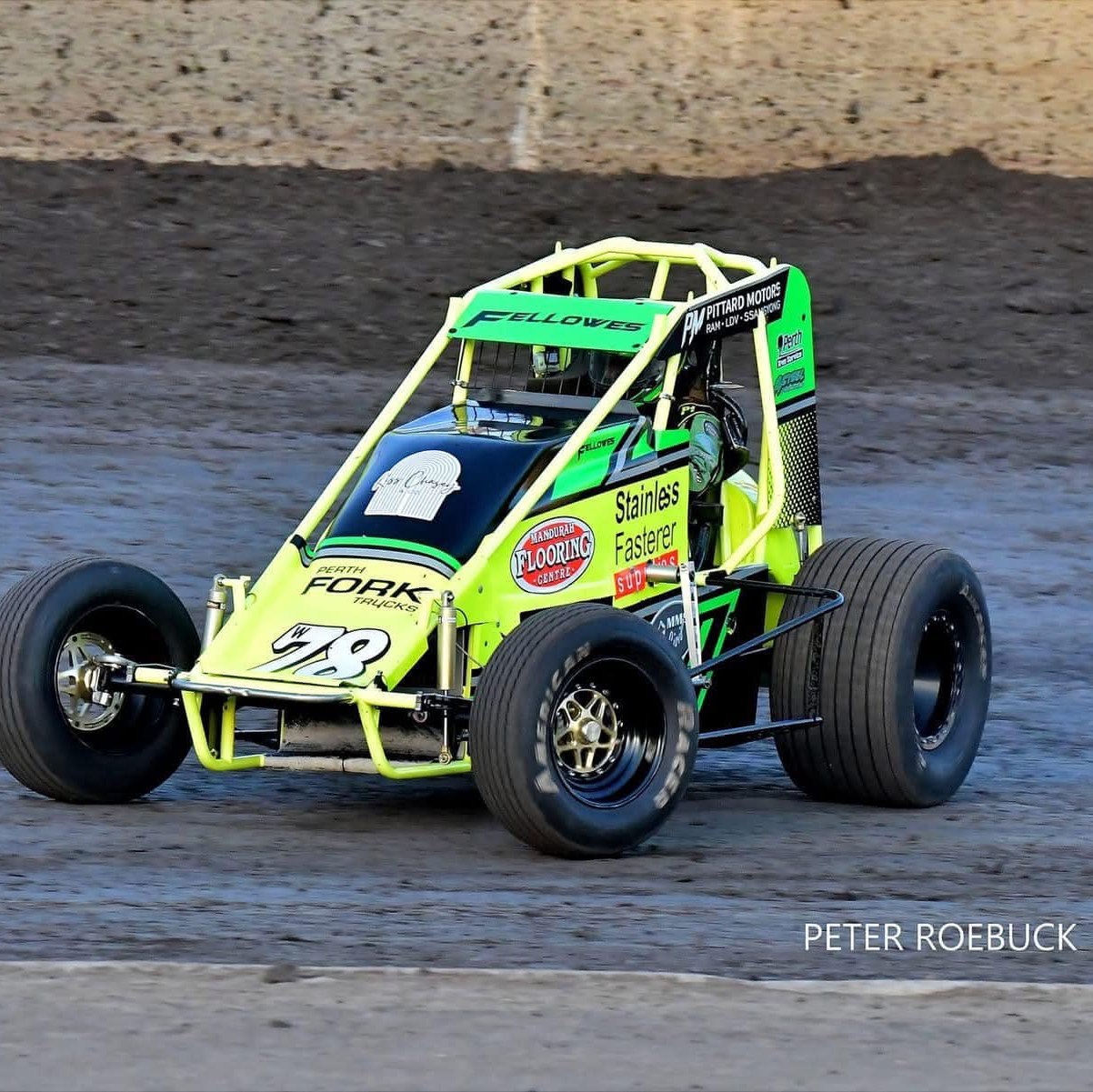 We just won our first ever 410 race in our 3rd ever heat race, started ...