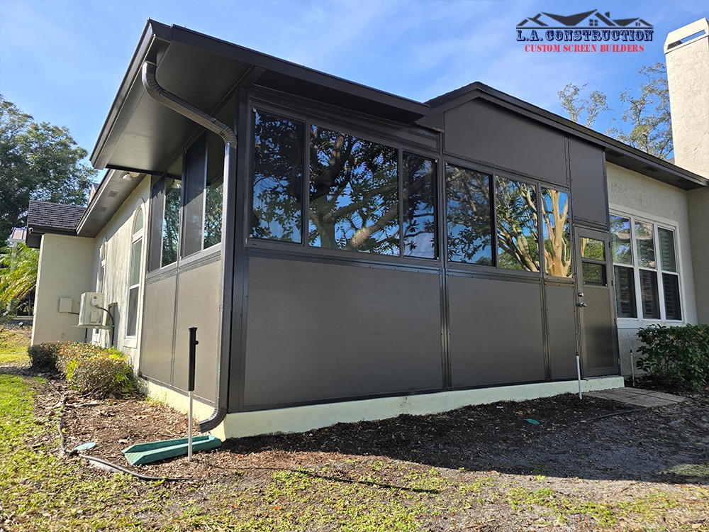 L.A.... - L.A. Construction - Custom Screen Builders
