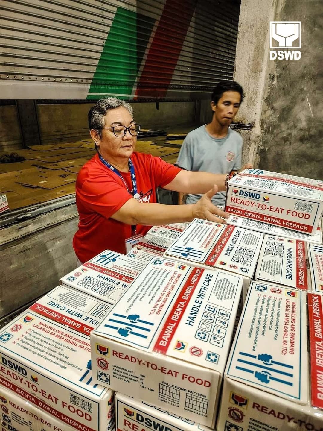 Philippine - TINGNAN: Nagpadala ng karagdagang 3,200 Ready-to-Eat Food ...