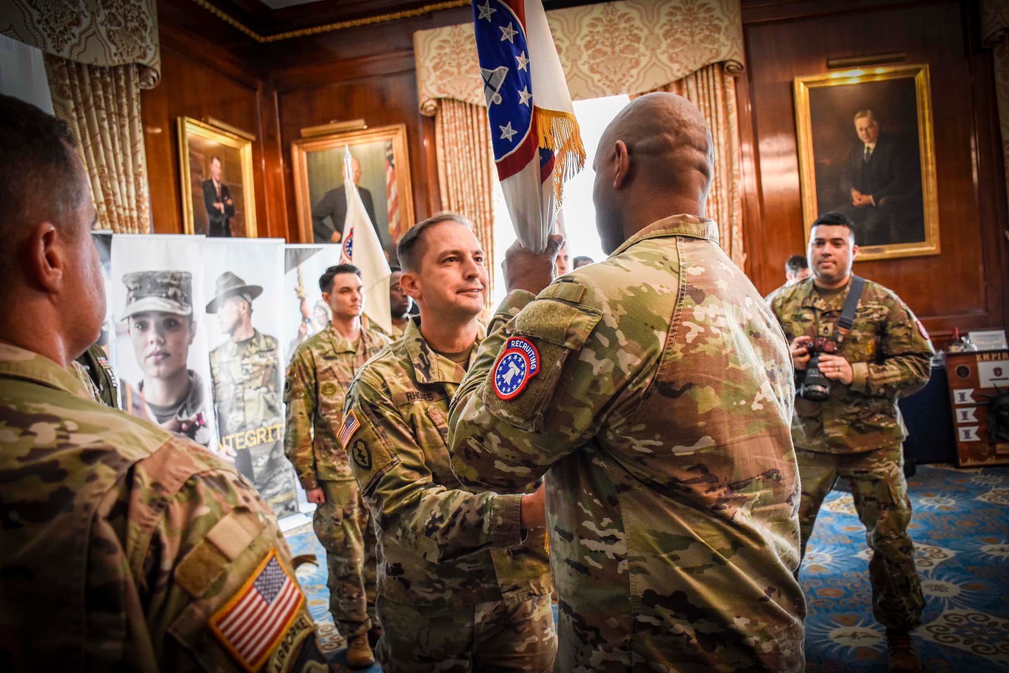 US - Today the U.S. Army NYC Recruiting Battalion held its Change of ...
