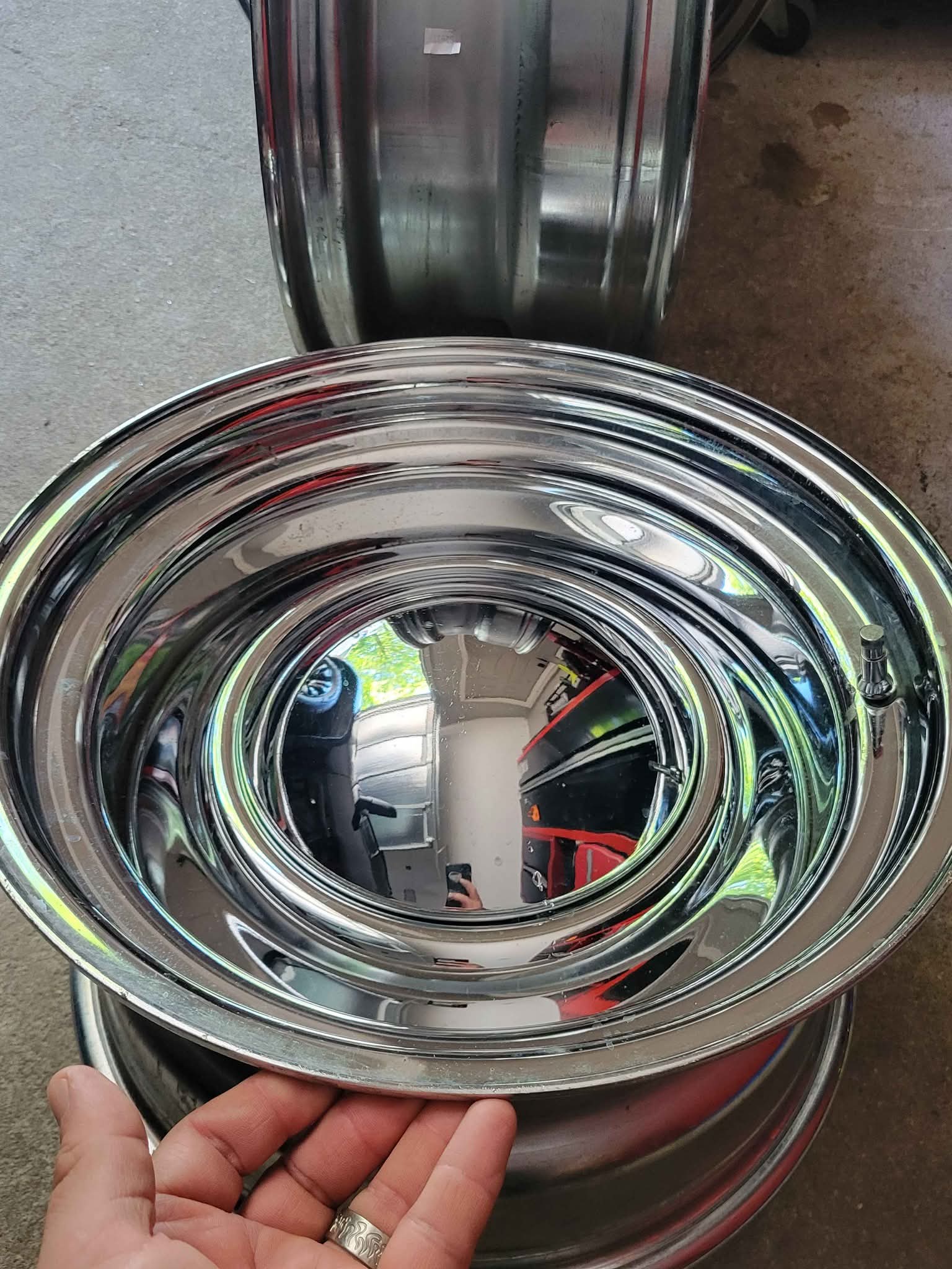 Chrome rims 15x8 smoothie w baby moon caps - Car Wheels, Tires & Parts ...
