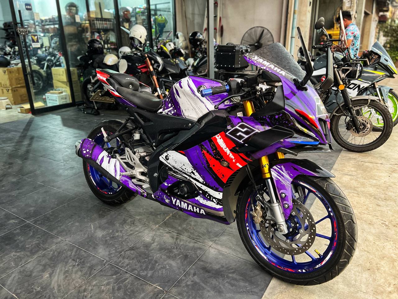 ហាងលក់ម៉ូតូធំ KMX added a new photo. - ហាងលក់ម៉ូតូធំ KMX