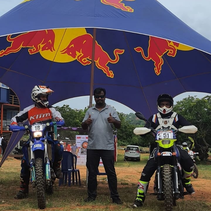 Paramount Riders
