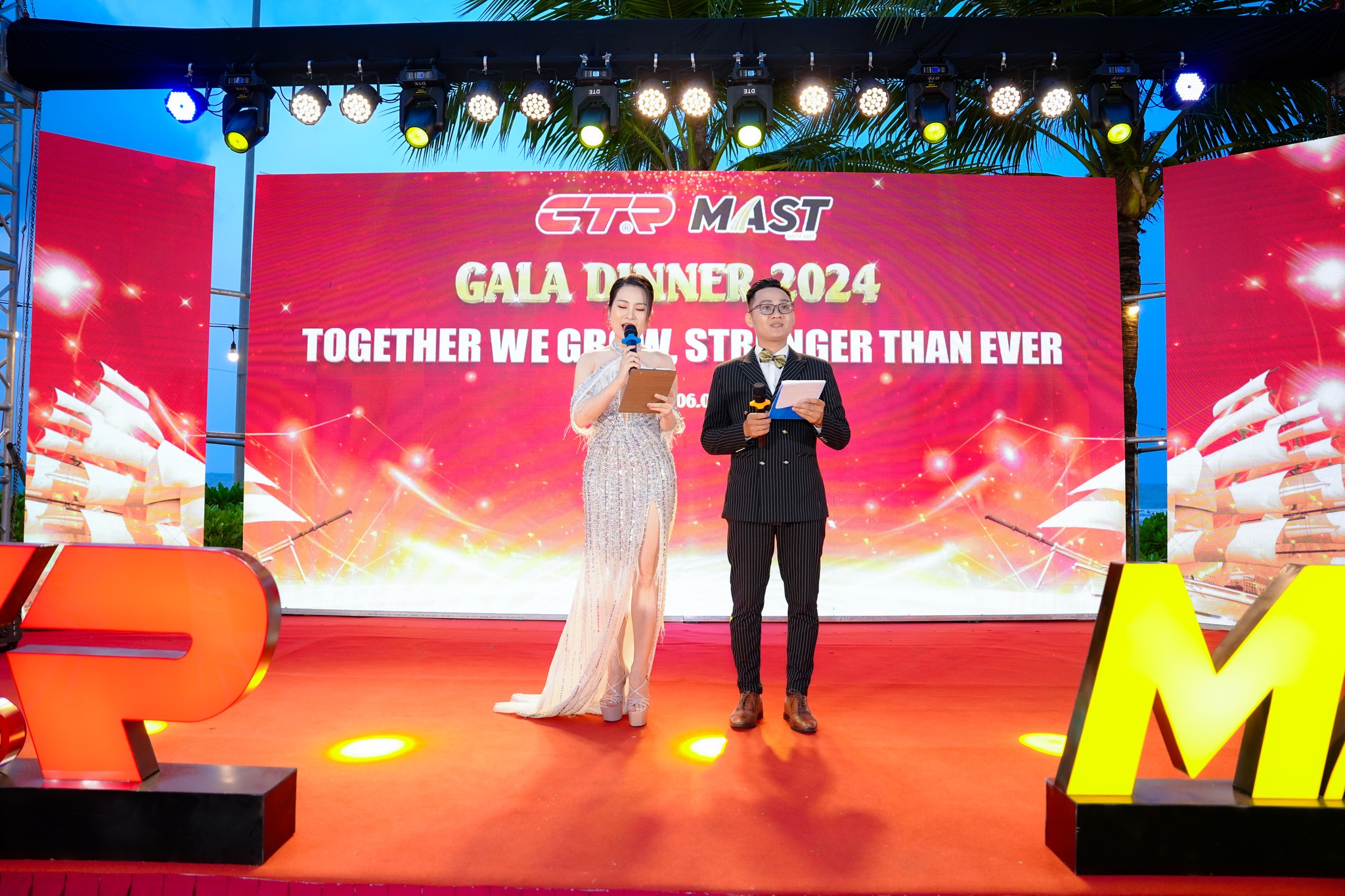 𝗚𝗔𝗟𝗔 𝗗𝗜𝗡𝗡𝗘𝗥 “𝗦𝗔𝗡𝗚... - Tổ chức Gala Dinner Đà Nẵng D2 Events | Facebook