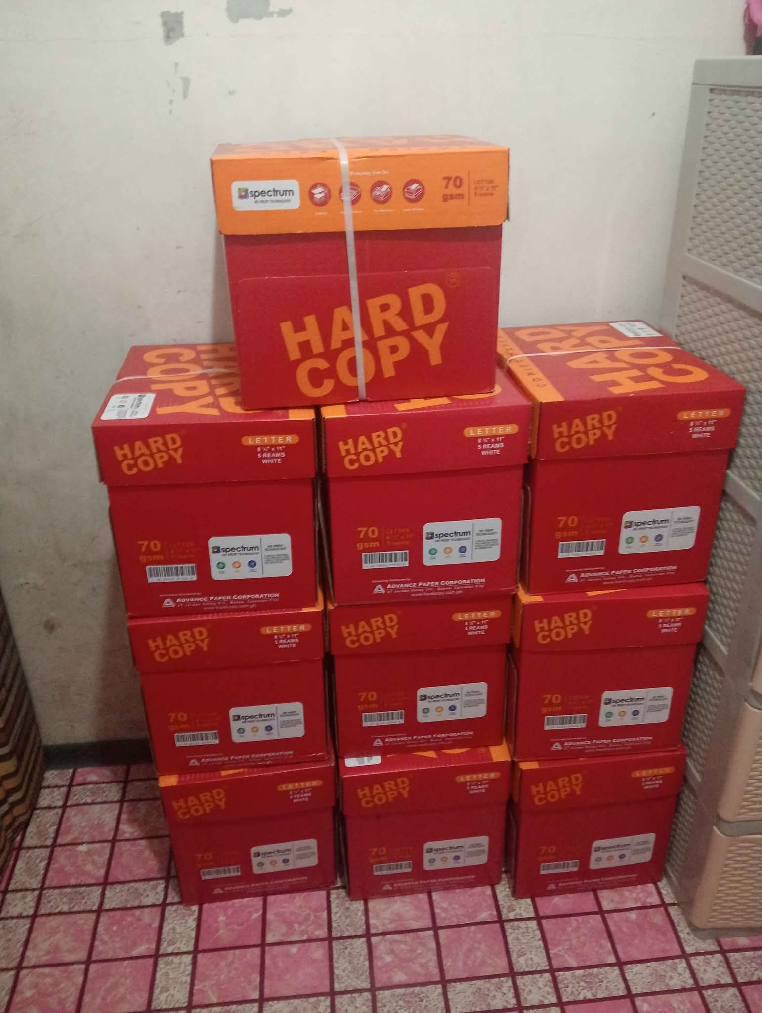 Hardcopy Short/Letter bondpaper 70 gsm 500 sheets per ream/5 reams per ...