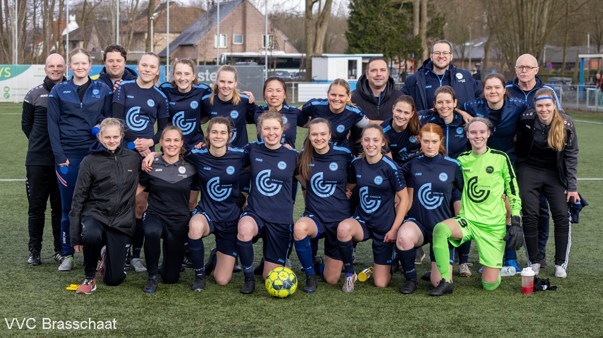 KHO Wolvertem - Merchtem vrouwen - Meisjes met voetbal ambitie en ...