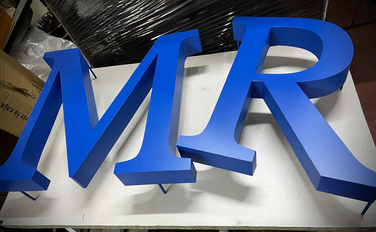 Armato - Letras 3D: el toque perfecto para tu negocio ¿Divertidas o ...