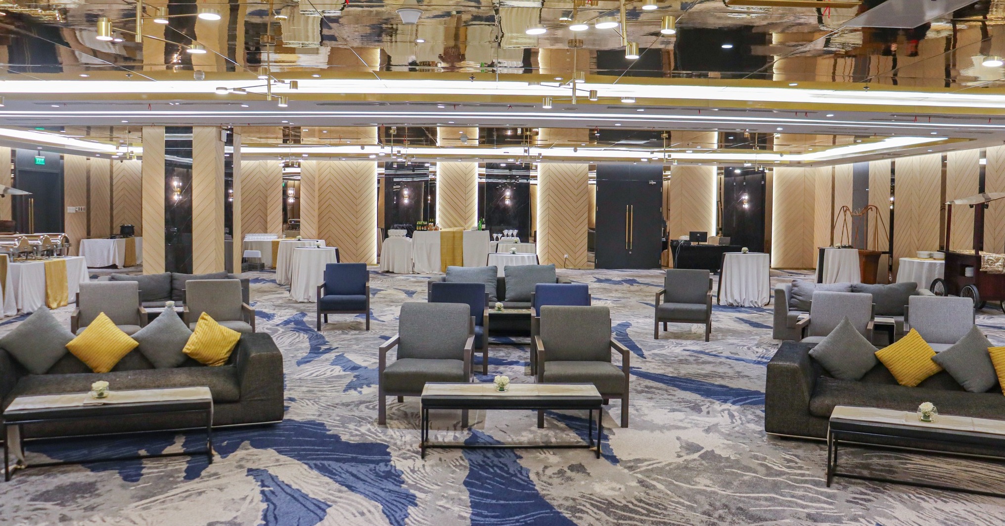 Novotel - 📈 A Space for Ideas to Thrive Behind every successful meeting ...